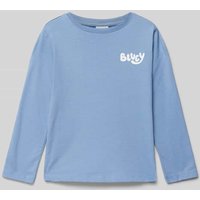 s.Oliver RED LABEL Regular Fit Langarmshirt aus Baumwolle mit Bluey®-Print in Rauchblau, Größe 140 von s.Oliver RED LABEL