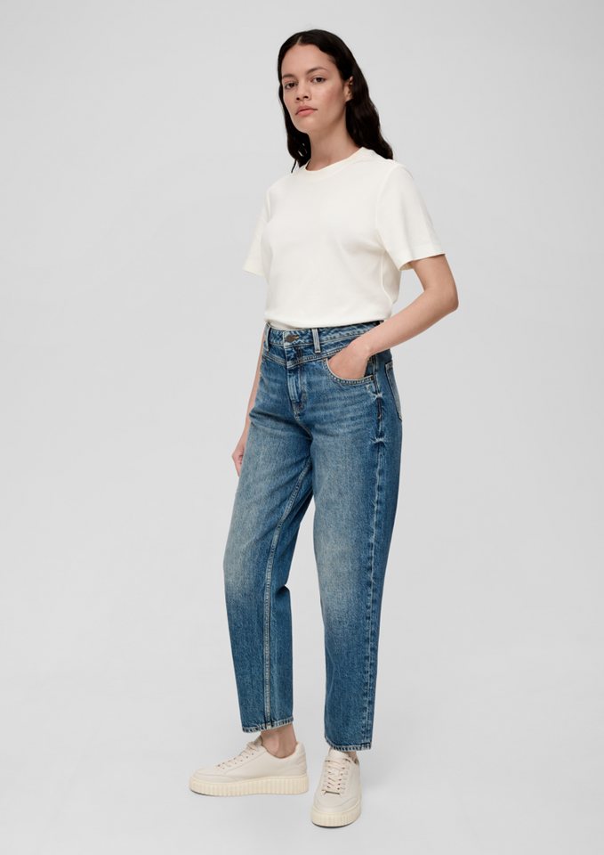 s.Oliver 7/8-Jeans Ankle-Jeans Mom / Relaxed Fit / High Rise / Tapered Leg Destroyes, Label-Patch von s.Oliver