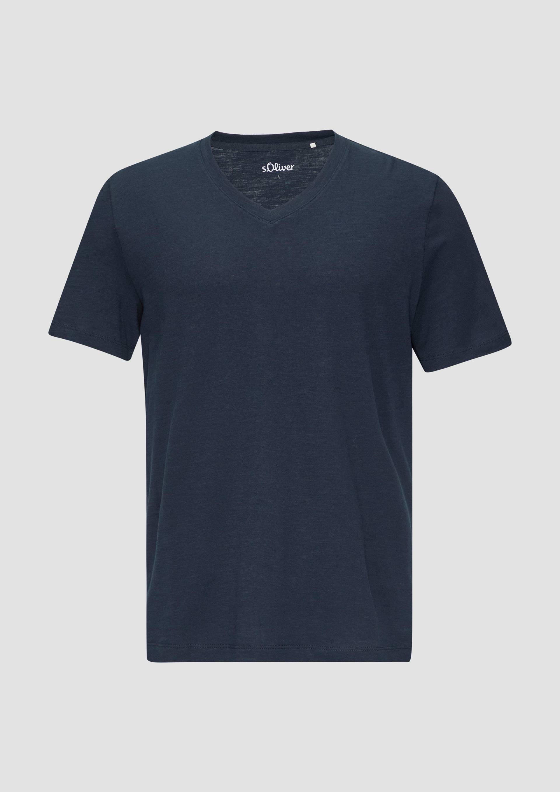 s.Oliver - Baumwollshirt mit V-Ausschnitt und Flammgarnstruktur, Herren, blau von s.Oliver