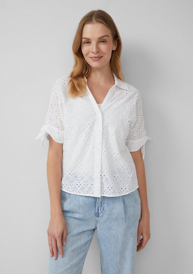 s.Oliver Kurzarmbluse Bluse Lockere Bluse mit Lochstickerei und Knotendetail von s.Oliver
