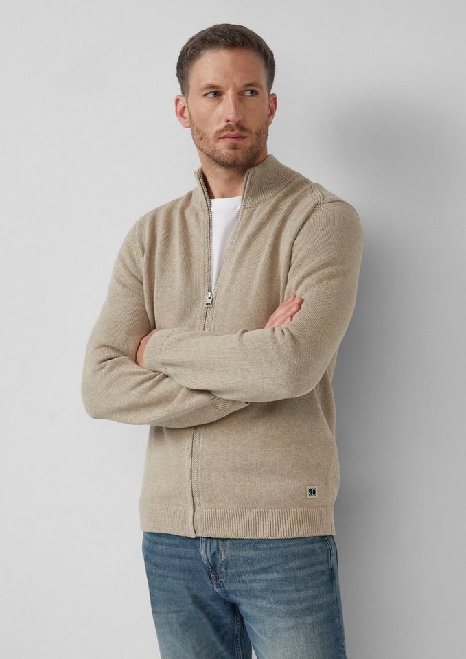 s.Oliver Cardigan Strickjacke Baumwoll-Strickjacke mit Stehkragen und Logo-Patch von s.Oliver