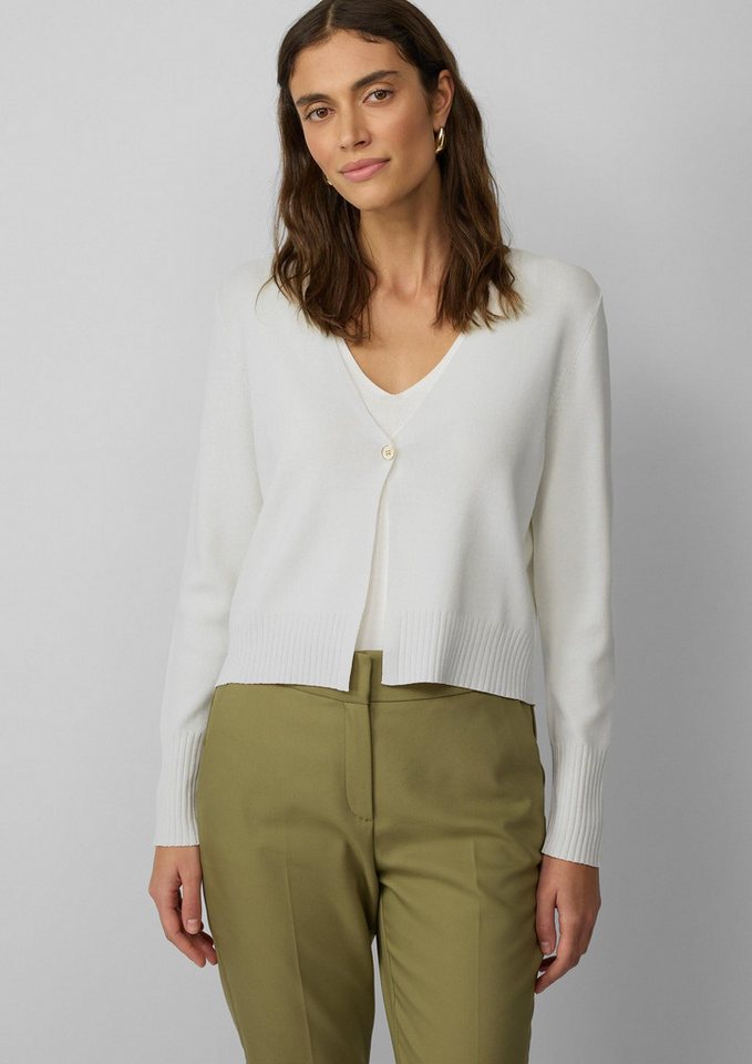 s.Oliver Cardigan Strickjacke Kurzer Feinstrick-Cardigan aus Viskosemix mit Knopf von s.Oliver