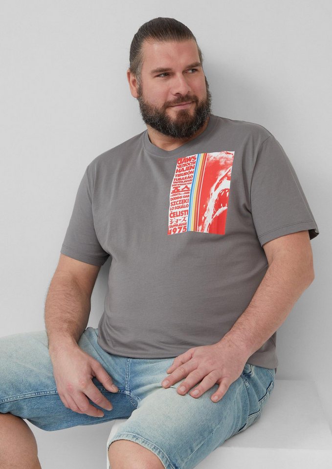 s.Oliver Kurzarmshirt T-Shirt T-Shirt aus Baumwolle mit Jaws© UCS LLC-Print von s.Oliver