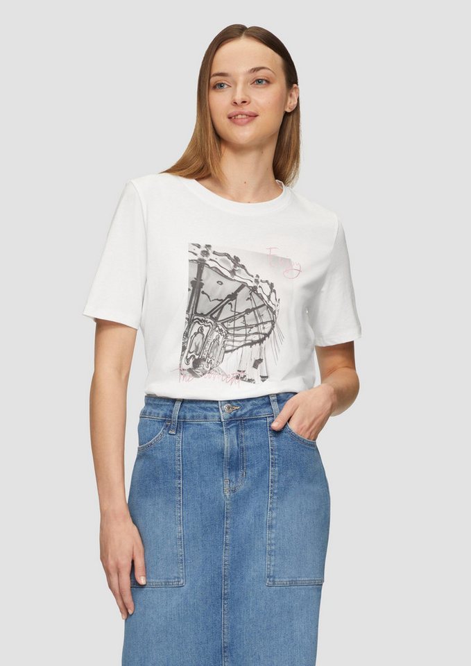 s.Oliver Kurzarmshirt T-Shirt T-Shirt mit Frontprint und Glitzer-Detail von s.Oliver