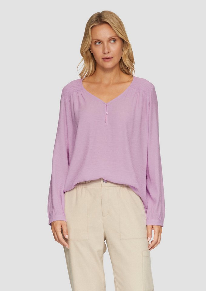 s.Oliver Langarmbluse Strukturierte Bluse aus Viskosemix mit Smok Details Smok-Detail von s.Oliver