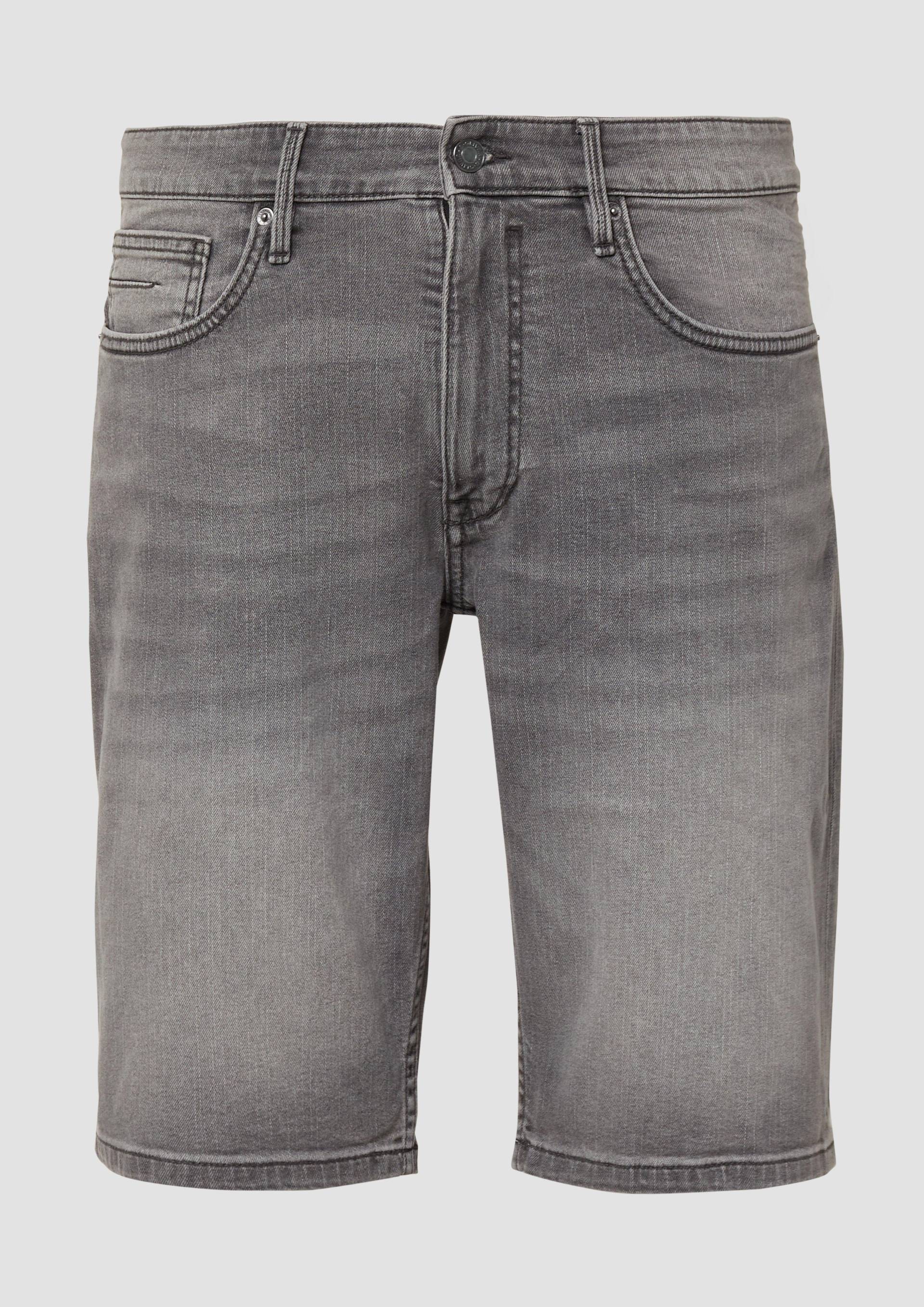 s.Oliver - Leichte Jeans-Bermuda / Regular Fit / Mid Rise, Herren, grau s.Oliver - Leichte Jeans-Bermuda / Regular Fit / Mid Rise, Herren, grau von s.Oliver