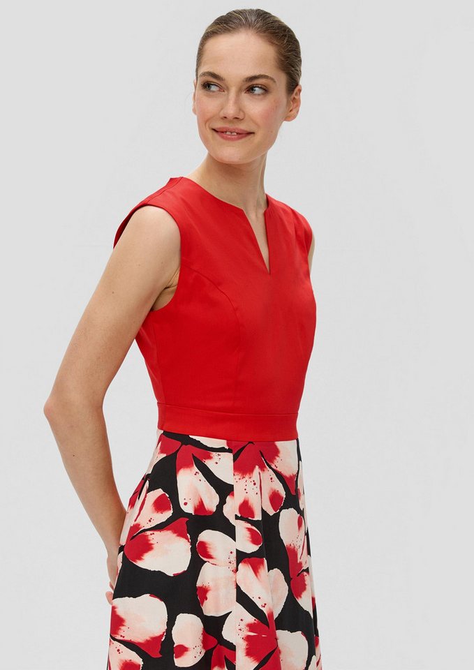 s.Oliver Minikleid Kleid Floral gemustertes Kleid mit Tunika-Ausschnitt s.Oliver Minikleid Kleid Floral gemustertes Kleid mit Tunika-Ausschnitt von s.Oliver