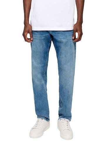 s.Oliver Tapered-fit-Jeans mit Label-Badge von s.Oliver