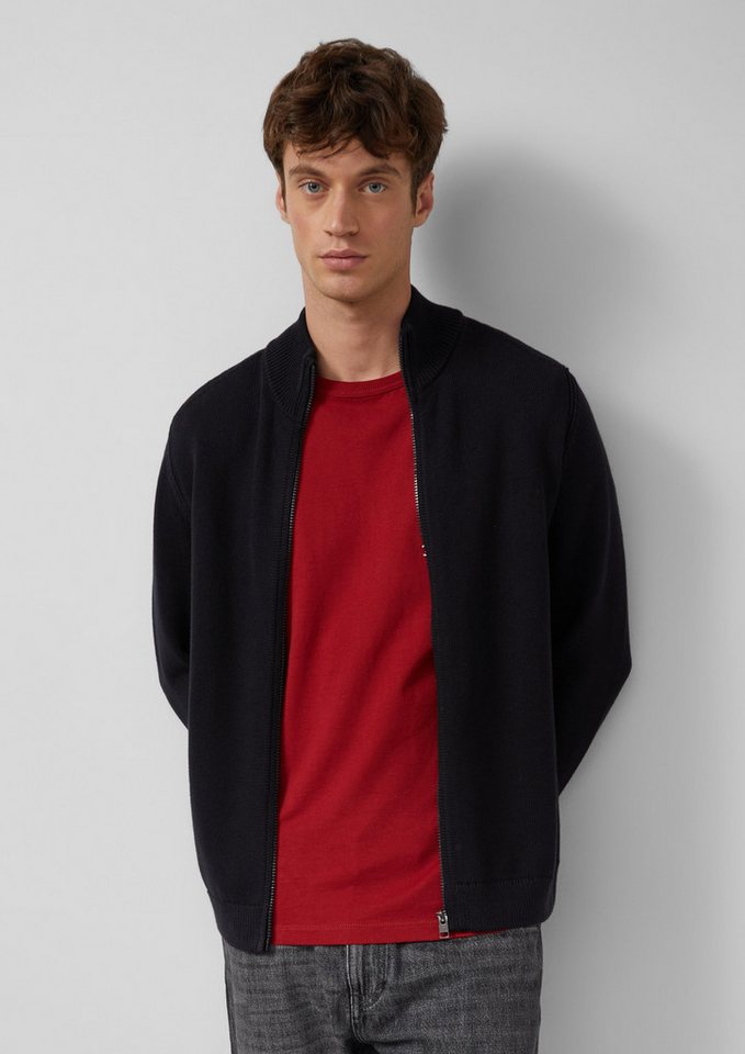 s.Oliver Strickjacke Strickjacke mit Troyer-Kragen und Logo-Patch von s.Oliver