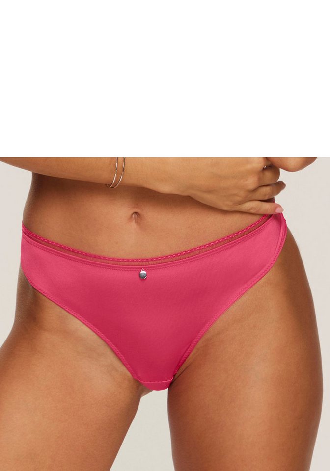 s.Oliver String Pauline mit feiner Spitze und weichem Microtouch-Material s.Oliver String Pauline mit feiner Spitze und weichem Microtouch-Material von s.Oliver