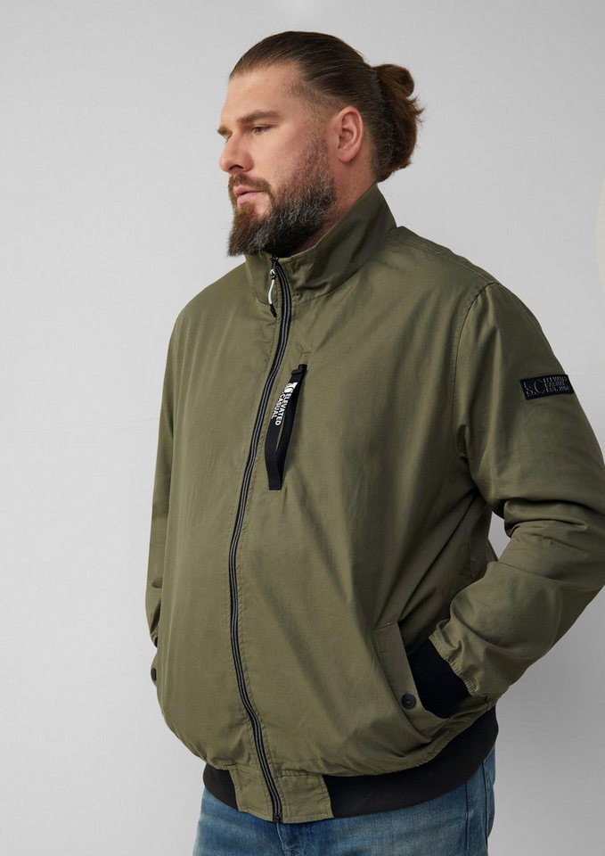 s.Oliver Sweatjacke Outdoor-Jacke Outdoor-Jacke mit Stehkragen und Kontrast-Details von s.Oliver