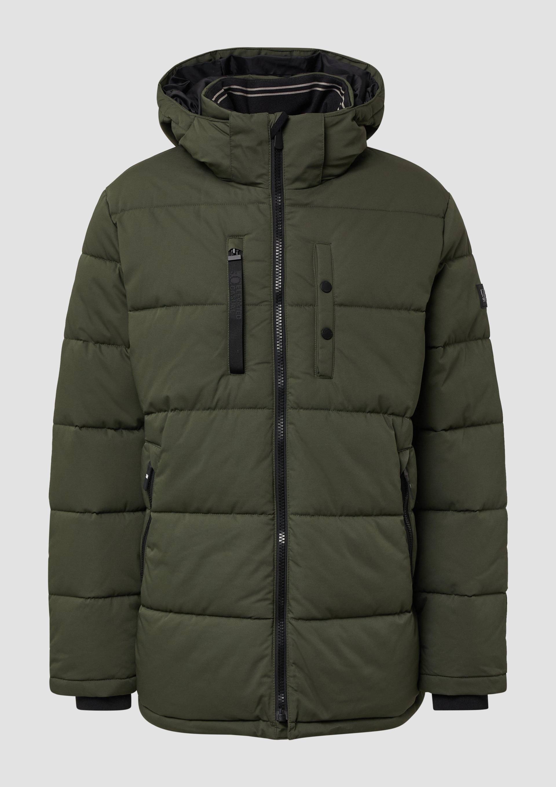 s.Oliver - Wasserabweisende Pufferjacke mit abnehmbarer Kapuze und sportiven Details, Herren, Grün von s.Oliver