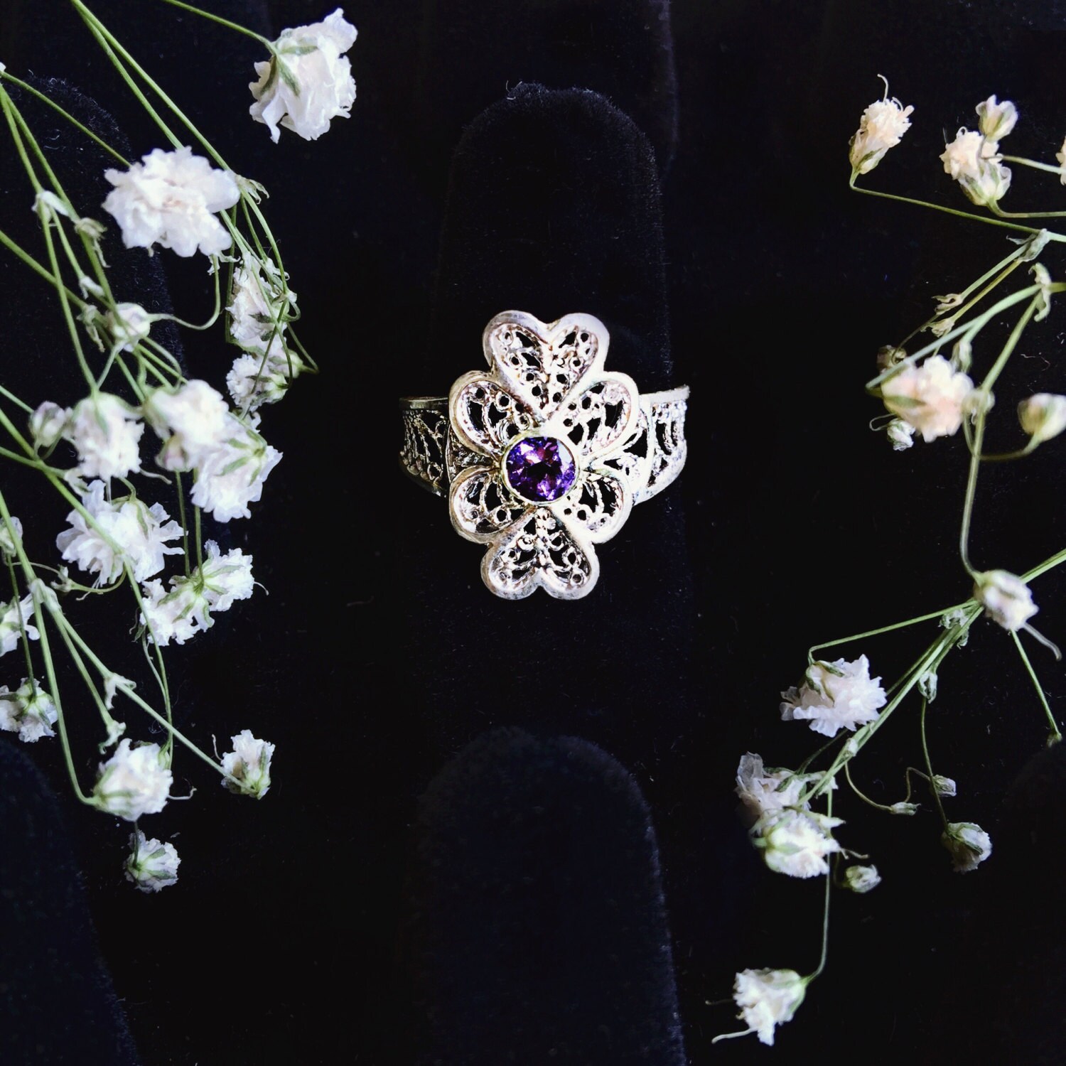 Blumiger Amethyst-sterlingsilber-Ring Größe 8 von sacredsterlingrings