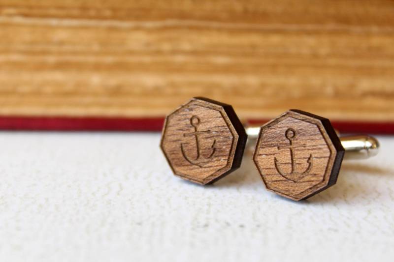 Anker Manschettenknöpfe, Laser Geschnittenem Holz von saffronandsaege