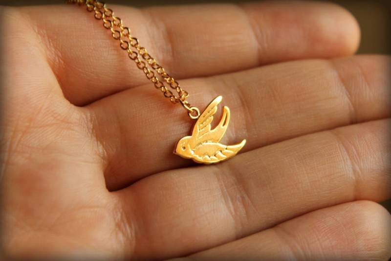 Song Sparrow Halskette, Erhältlich in Silber Oder Gold von saffronandsaege