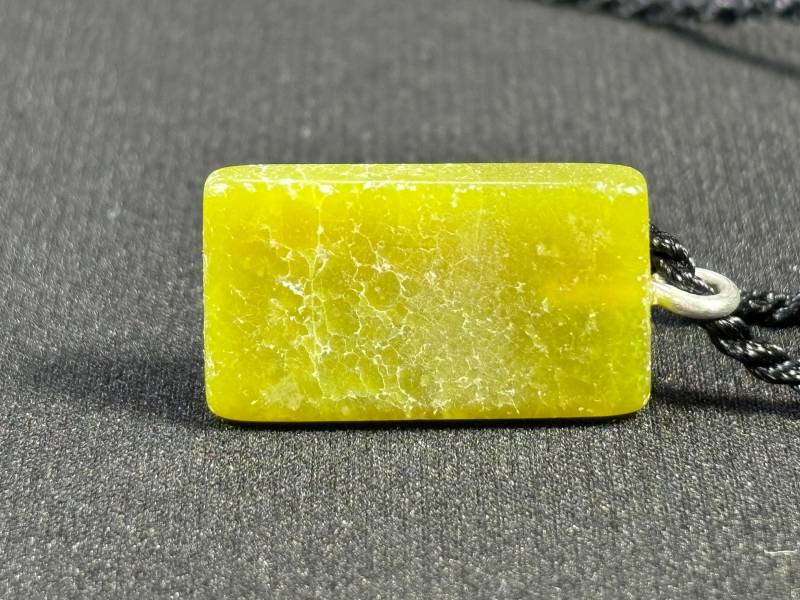 Handgemachte Serpentin Anhänger Halskette Grüner Edelstein, Herkunft Pakistan von saharagems