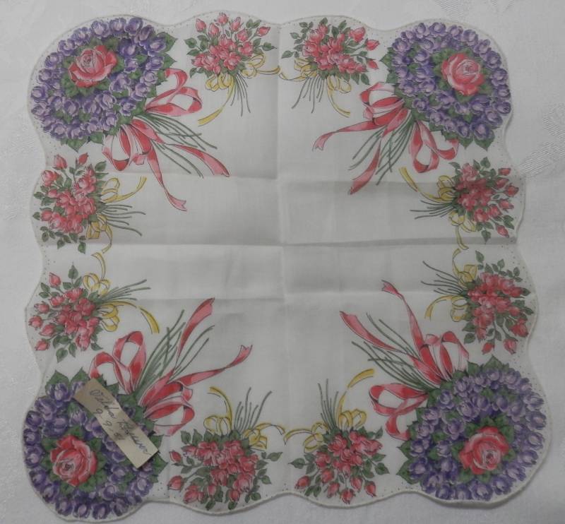 Vintage Taschentuch Nie Benutzt 1950 Rose Floral Design Vintage Taschentuch Nie Benutzt 1950 Rose Floral Design von sallys4025