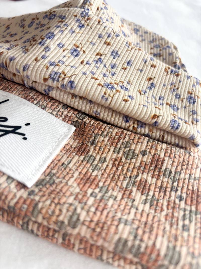 Flower Patch-Mütze | Statement Mütze Beanie Personalisierte Kindermütze Kleinkindmütze I Geschenke von salousklitzeklein