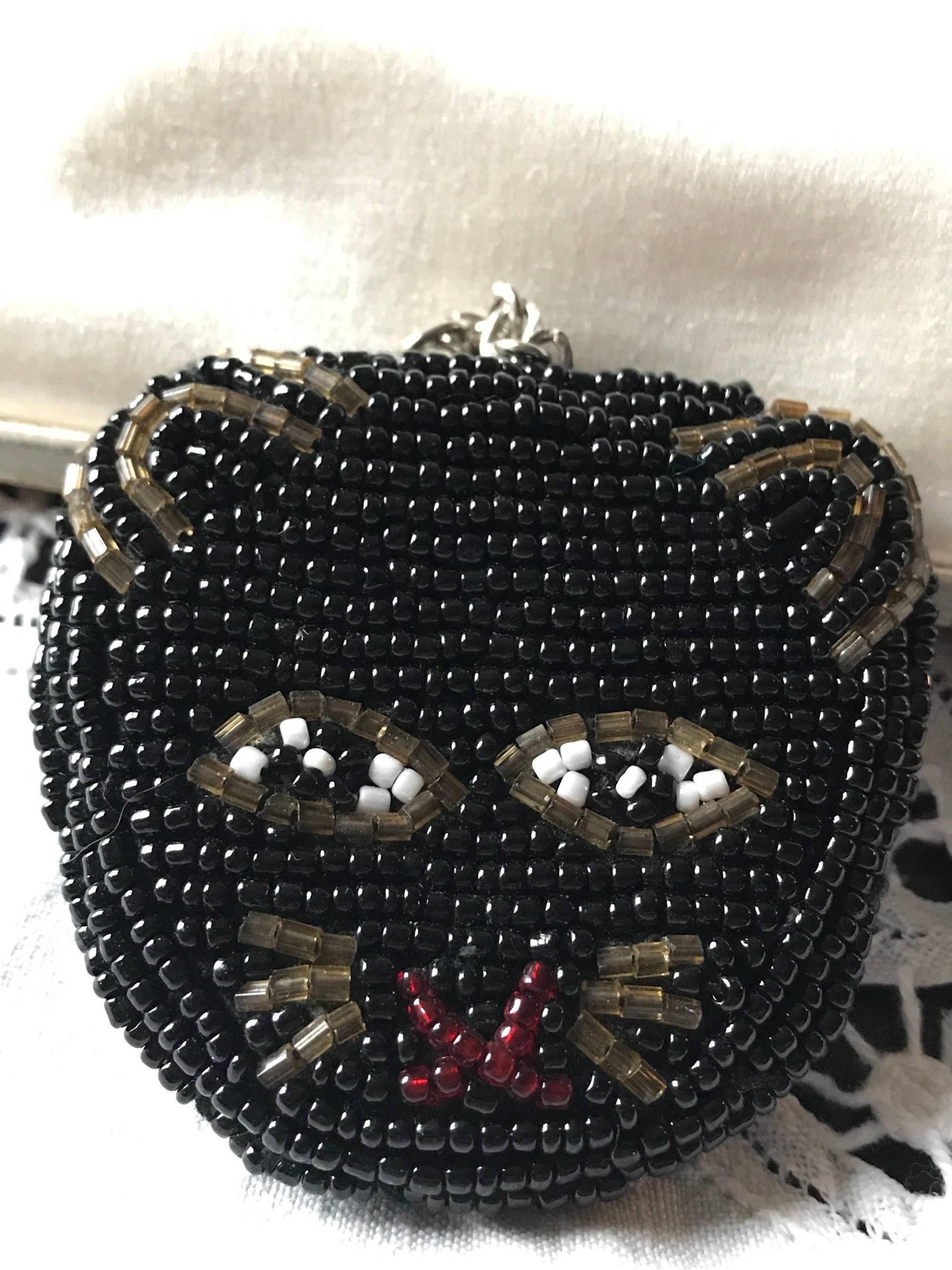 Perlen Schwarze Katze Schlüsselanhänger/Hand Gesicht Sammlerstück von saltydogvintage