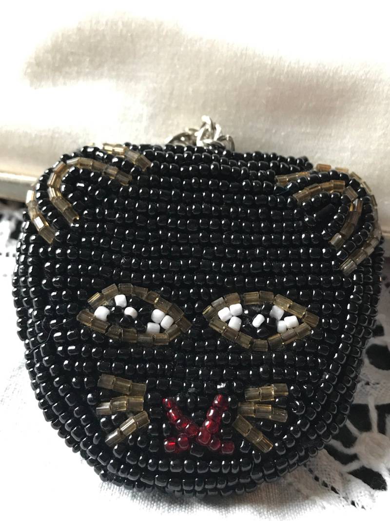 Perlen Schwarze Katze Schlüsselanhänger/Hand Gesicht Sammlerstück von saltydogvintage