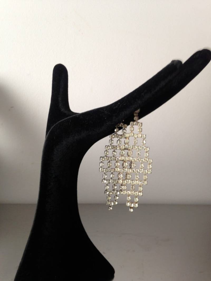 Strass Schulter Staubwedel Post Ohrringe/Ziehen Schmuck Glam Burlesque-Kleidung von saltydogvintage