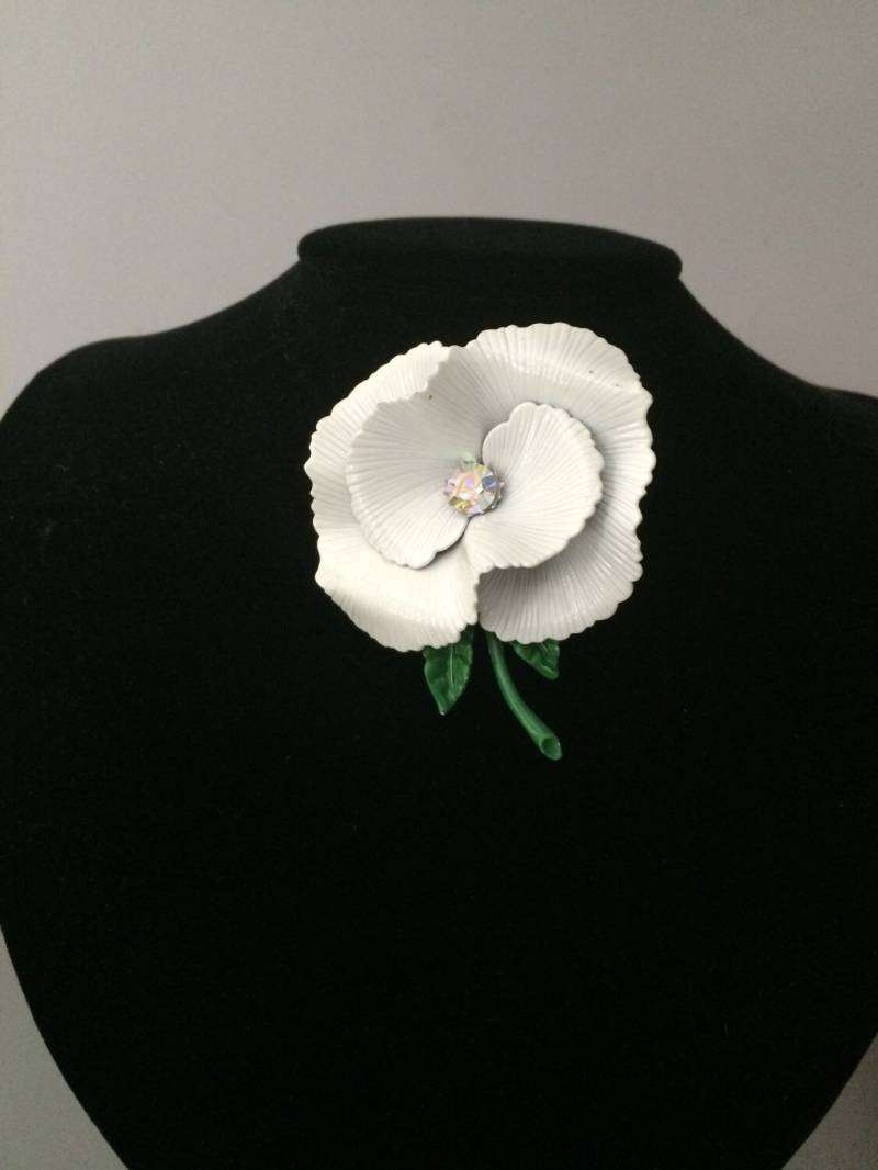 Vintage Flower Power Brosche/Aus Metall 1970Er Jahre Braut Accessoire von saltydogvintage