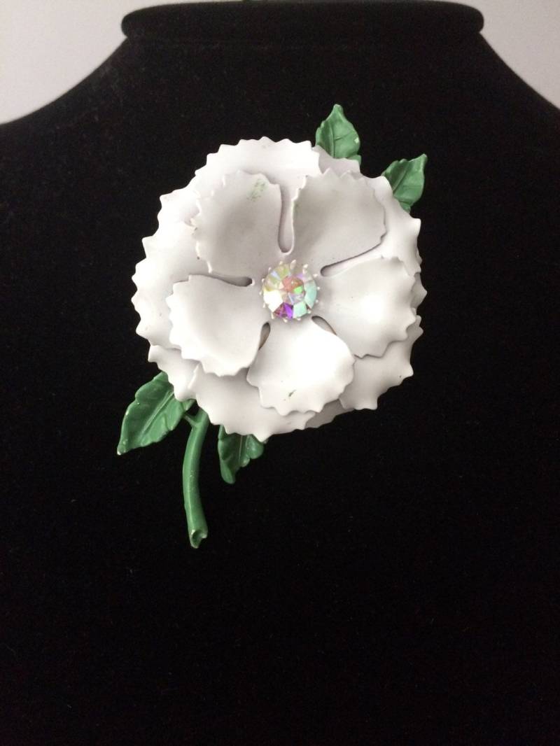 Vintage Flower Power Brosche/Brautschmuck von saltydogvintage