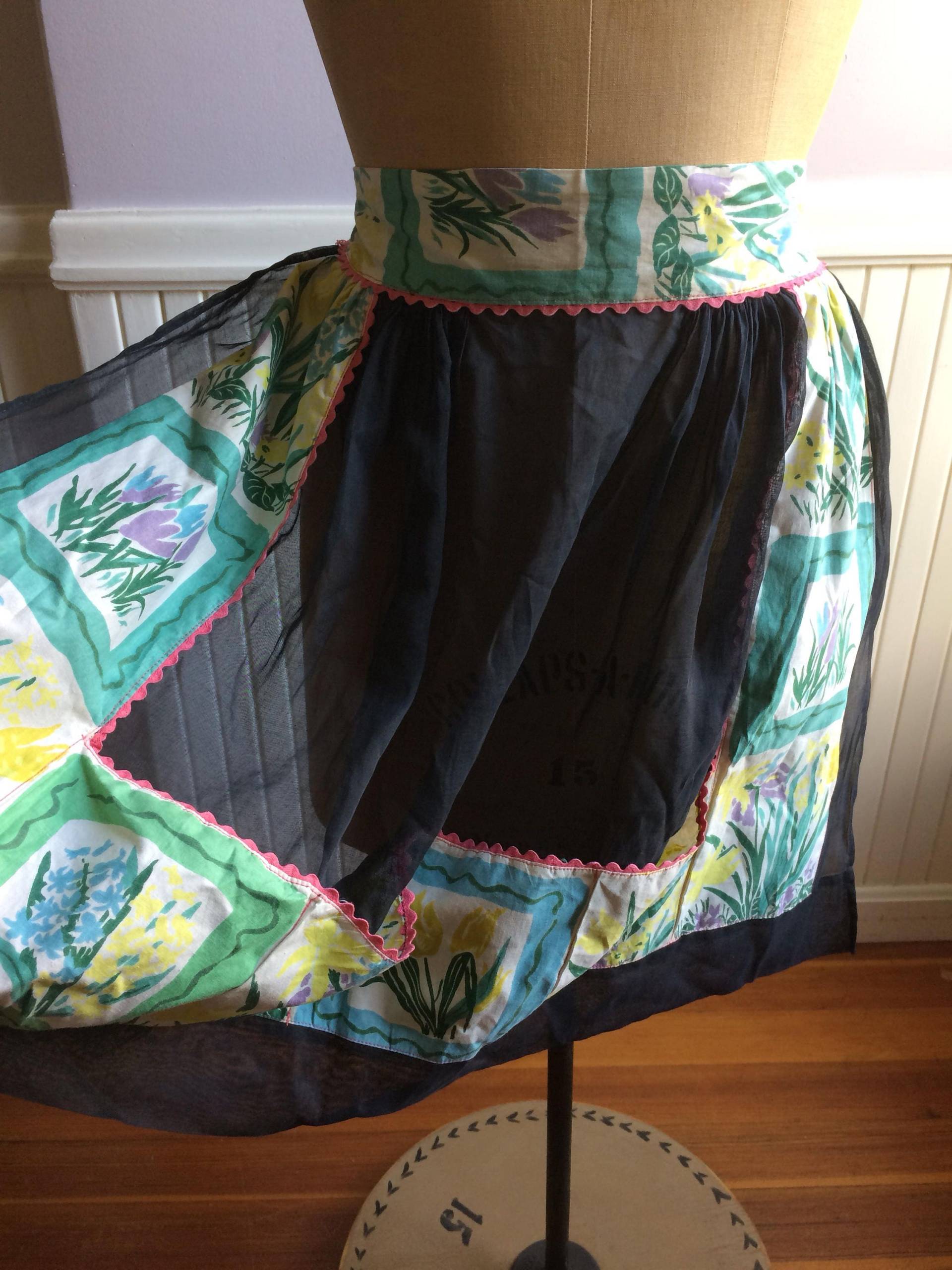 Vintage Leinen Tischwäsche/1940Er-50Er Jahre Schürze Cocktail -Dinner Kleidung Retro Kellnerin Kostüm Filmrequisite von saltydogvintage