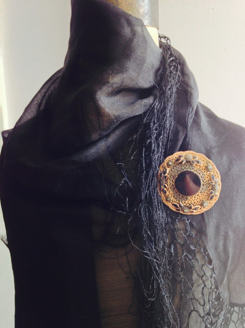 Vintage Morgenbrosche/Trauerschmuck von saltydogvintage