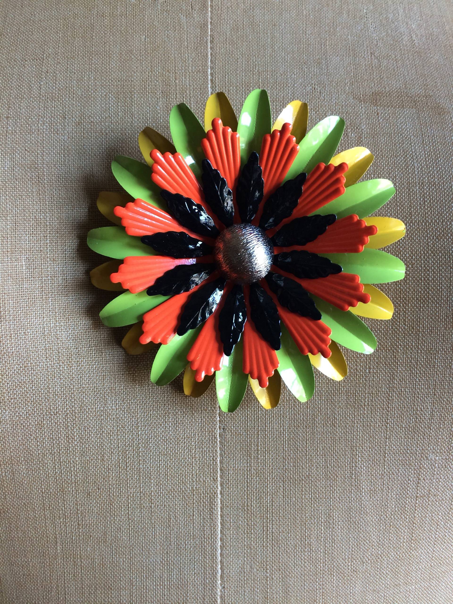 Vintage Schmuck/1970Er Jahre Metall Flower Power Anstecker Modeschmuck von saltydogvintage