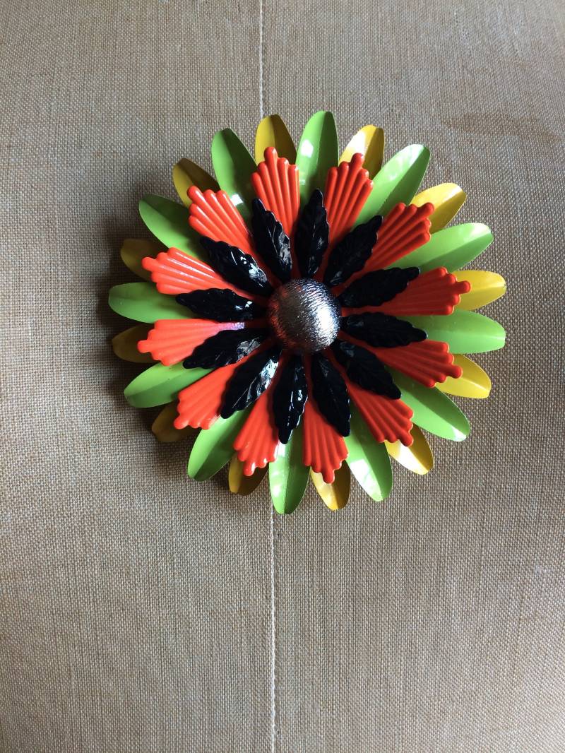 Vintage Schmuck/1970Er Jahre Metall Flower Power Anstecker Modeschmuck von saltydogvintage