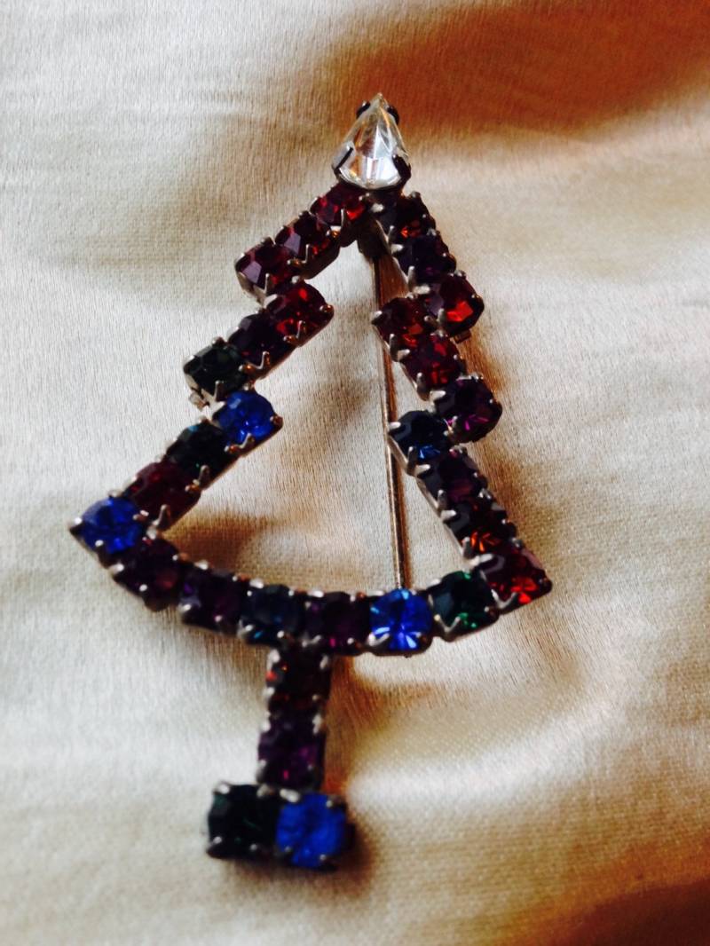 Weihnachten/Vintage Weihnachtsbaum Brosche Jahreszeitenschmuck von saltydogvintage