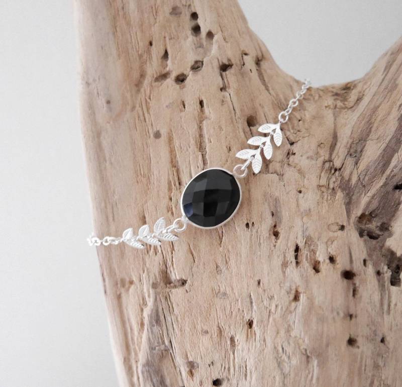 Feines Armband in Silberner Spikekette. Ovales Steinarmband Aus Schwarzem Onyx | Brch22Agonyx Weihnachtsgeschenk Frau Oder Mädchen von samarabijoux
