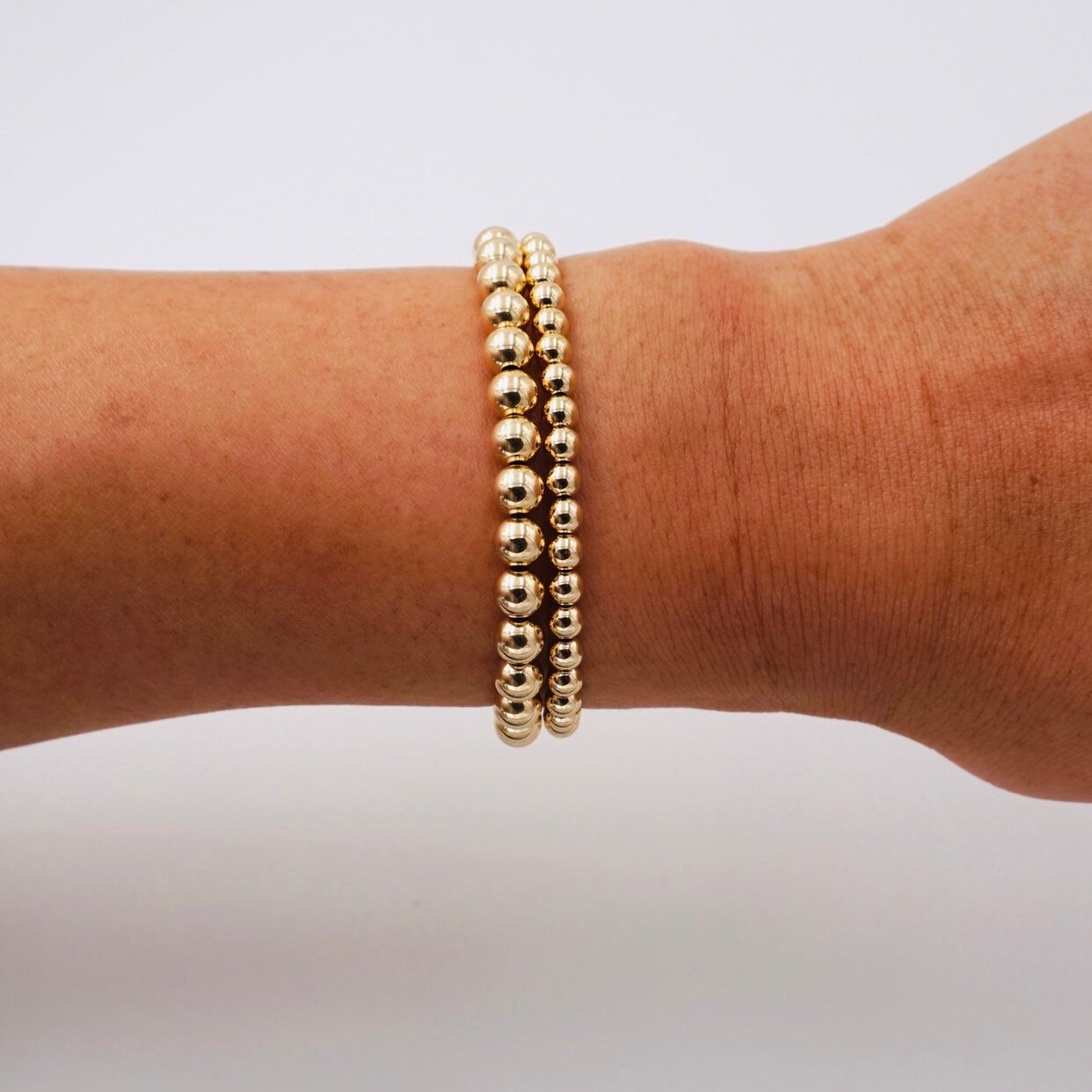 Cooles Girl Armband // Gold Filled, Rosegold Filled Oder 925Er Silber Perlen Stacking Stretch Sam Ozkural Schmuck von samozkuraljewelry