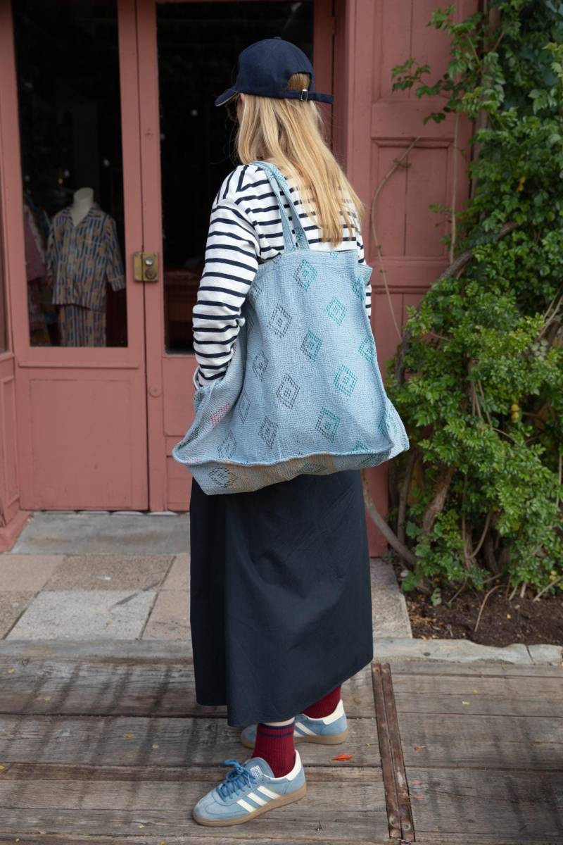 Kantha Handtasche von sanjanaandmestudio