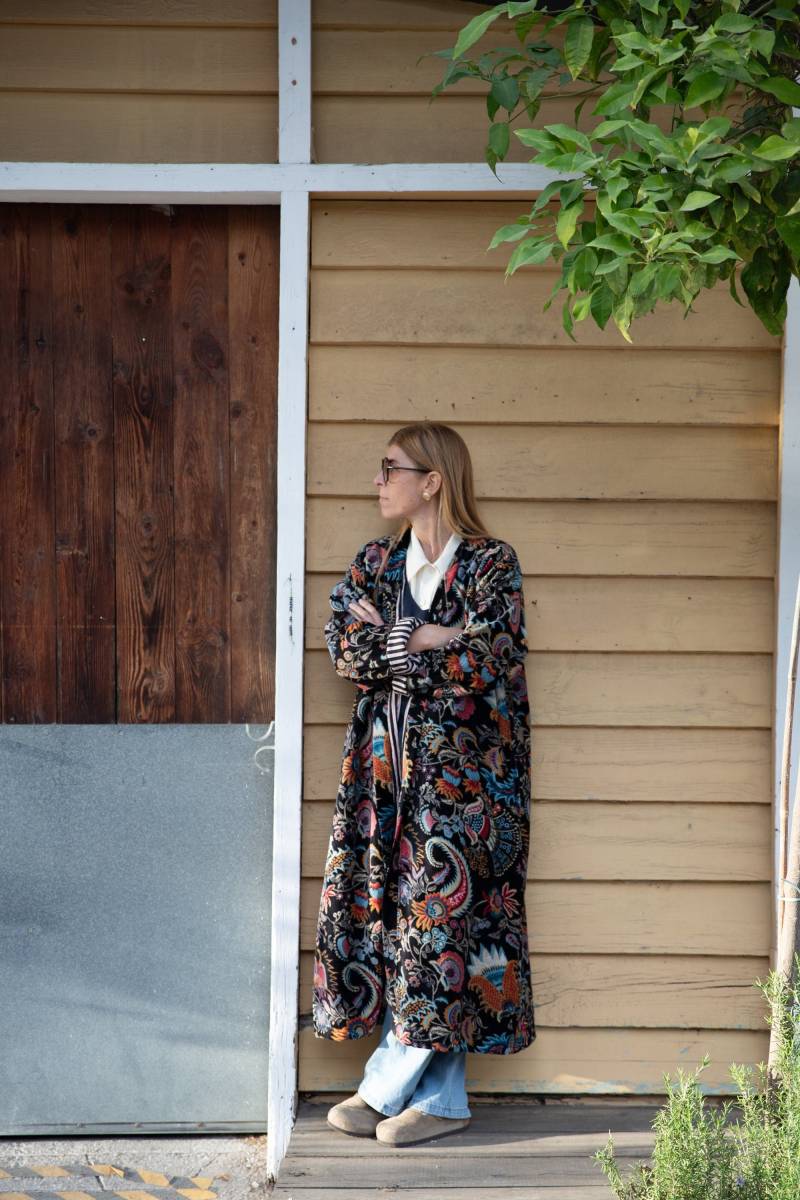 Lange Samt Jacke von sanjanaandmestudio