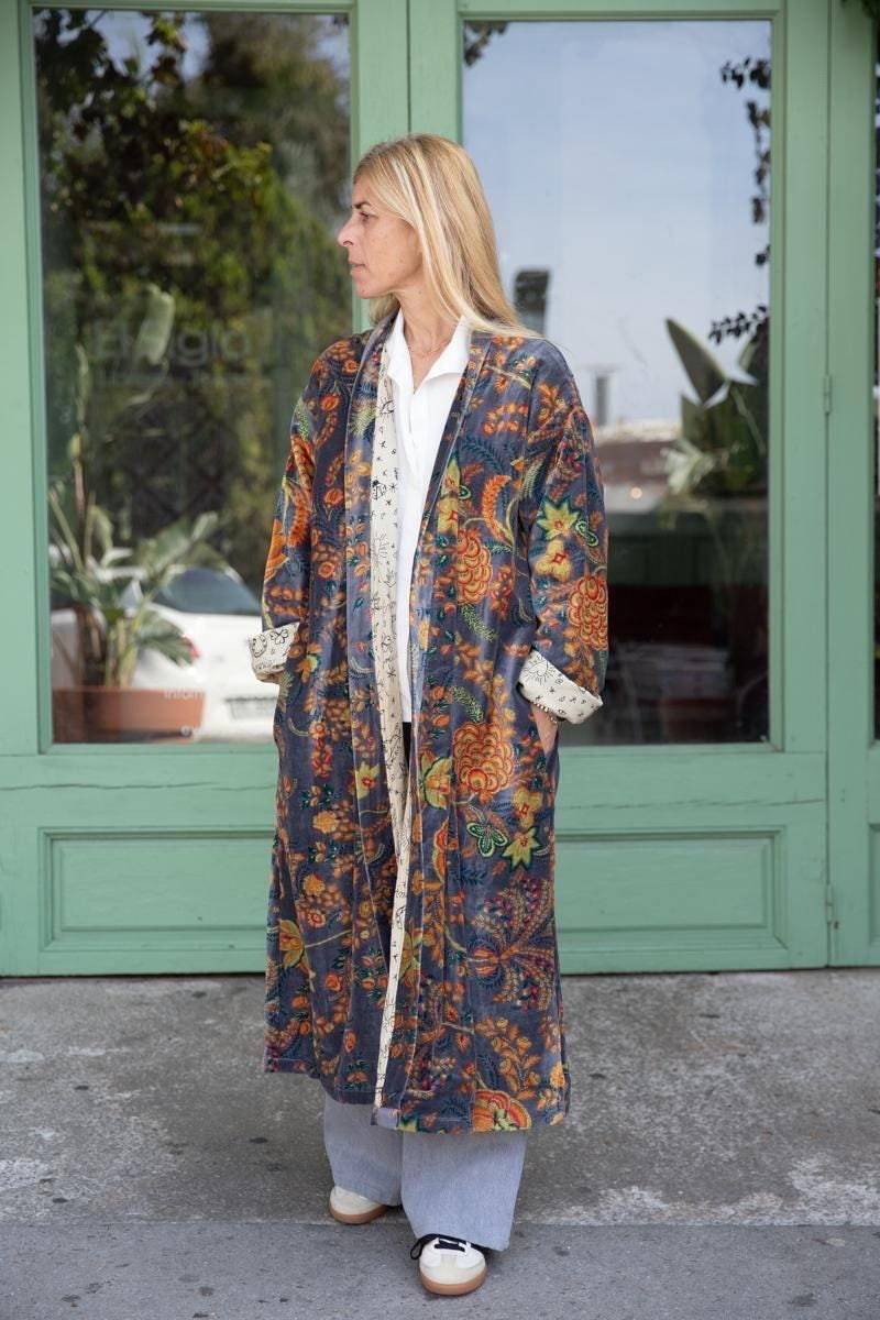 Lange Samt Jacke von sanjanaandmestudio