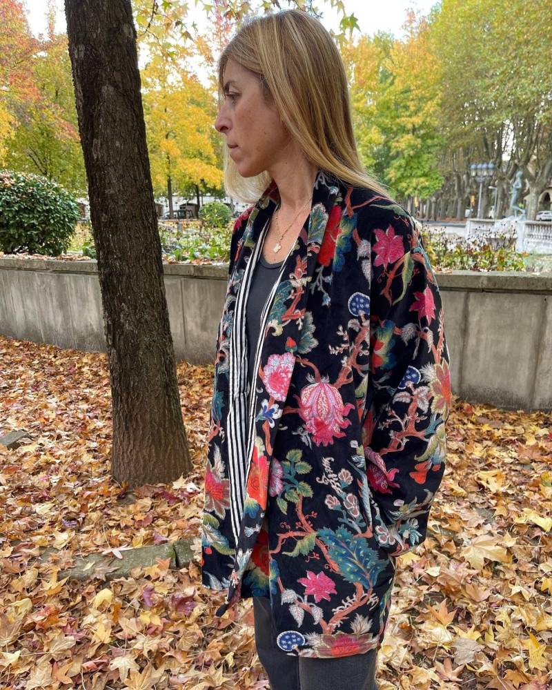 Samt Jacke Kurz von sanjanaandmestudio