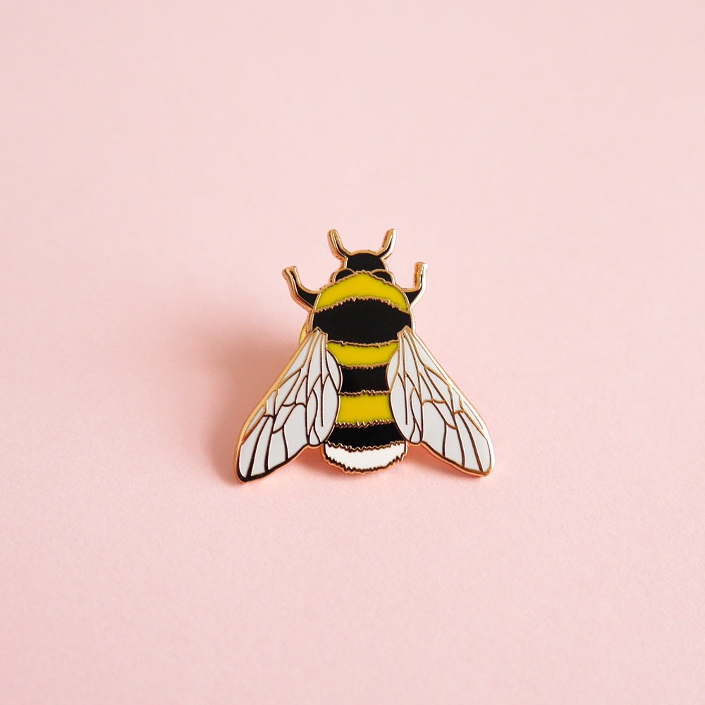 Bienen Emaille Pin - Anstecknadel Rosegold Hard Brosche Save The Bees Anstecker Bienenschmuck Bienen Emaille Pin - Anstecknadel Rosegold Hard Brosche Save The Bees Anstecker Bienenschmuck von sarahfrancesart