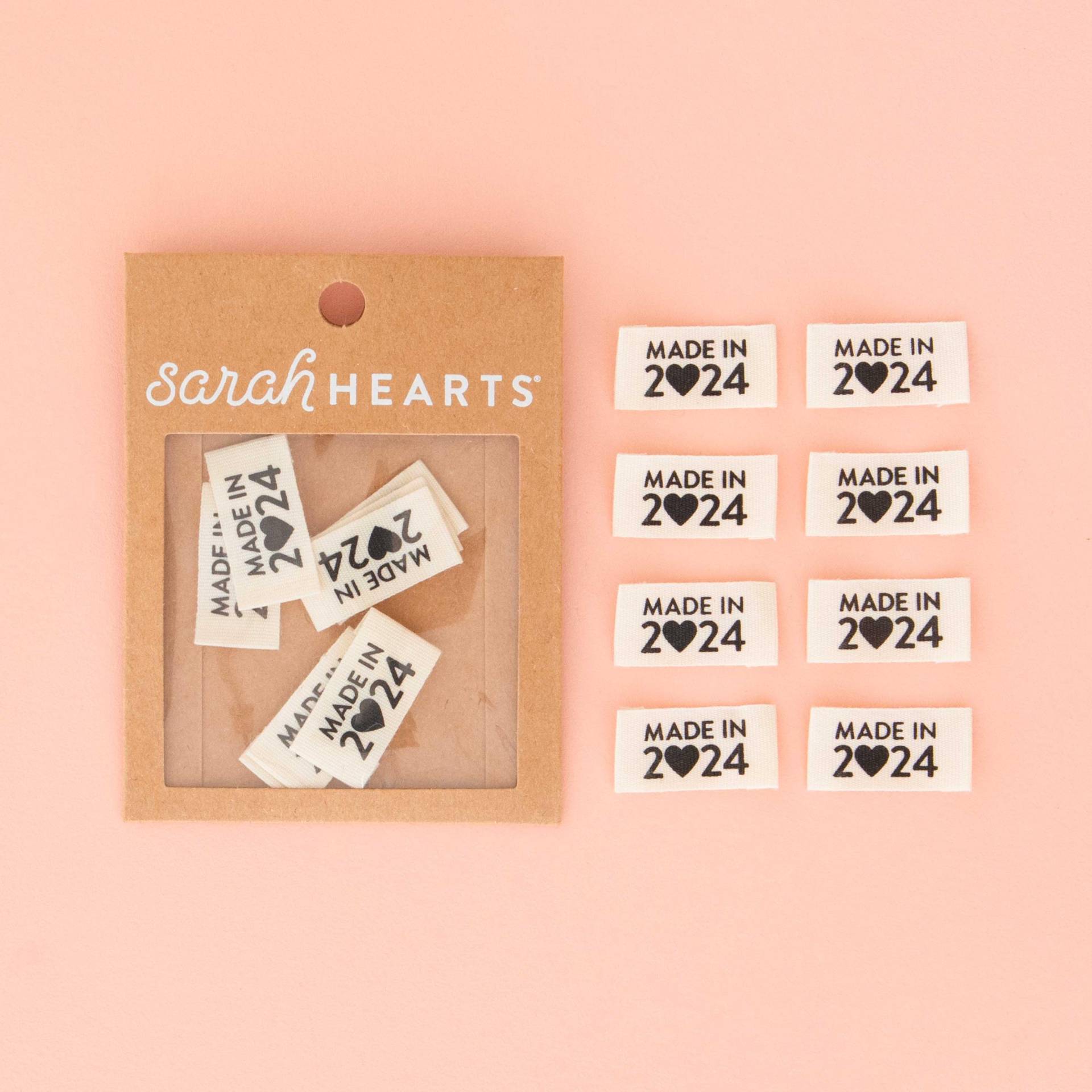 Made in 2024 Bio-Baumwolle Etiketten - 8Er Pack Textil Gewebte Kleidung Nähen Geschenk Made in 2024 Bio-Baumwolle Etiketten - 8Er Pack Textil Gewebte Kleidung Nähen Geschenk von sarahhearts