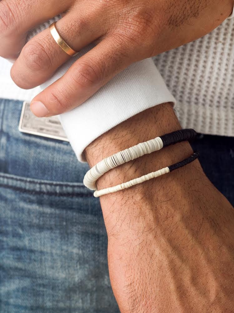 Herren Schallplatte Perlen Armband - Handgemachtes Musik Geschenk Herren Schallplatte Perlen Armband - Handgemachtes Musik Geschenk von sashasamueljewelry