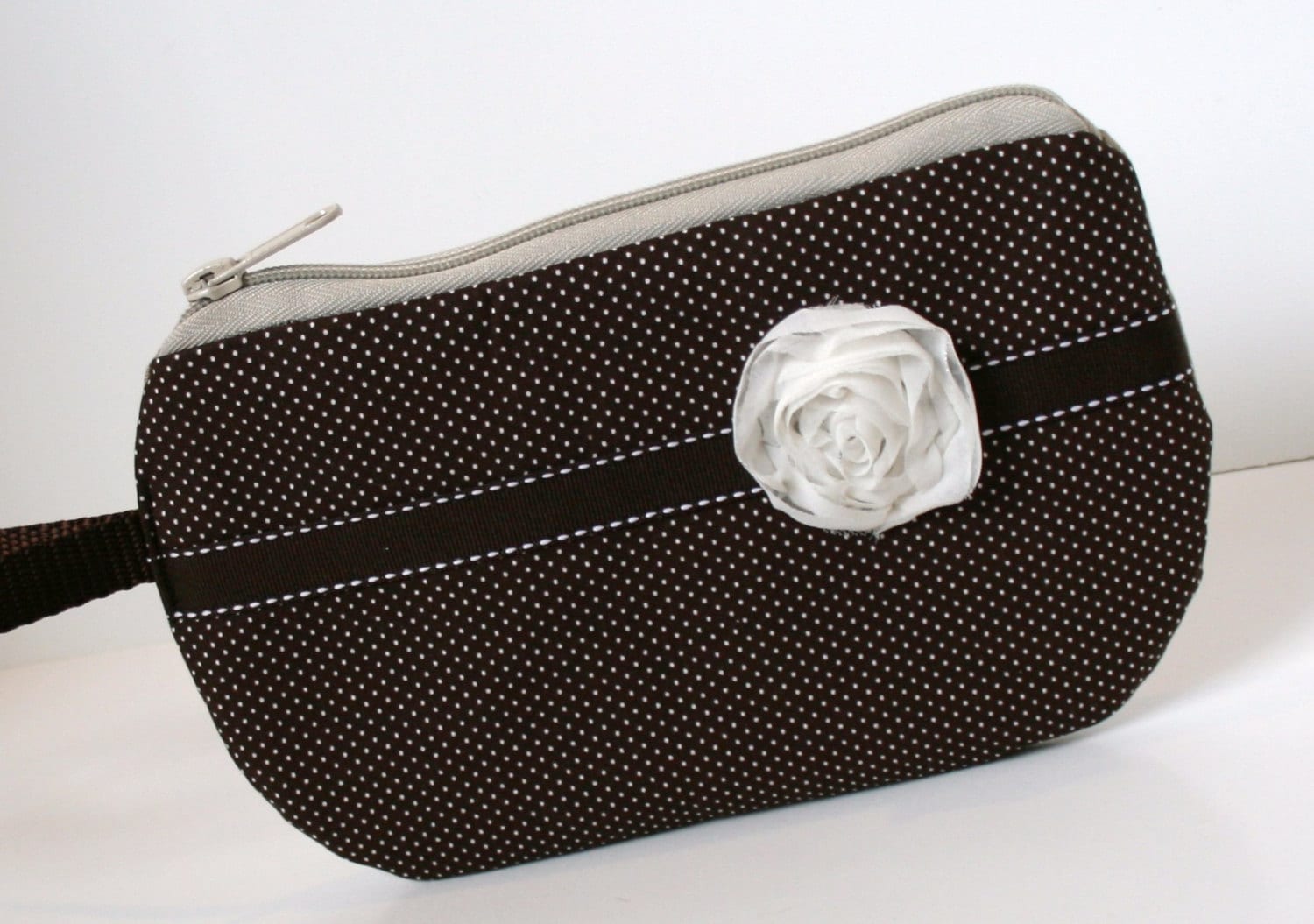 Braunes Gepunktetes Handgelenk, Smartphone, Armband Mit Reißverschluss, Iphone von sassygirl