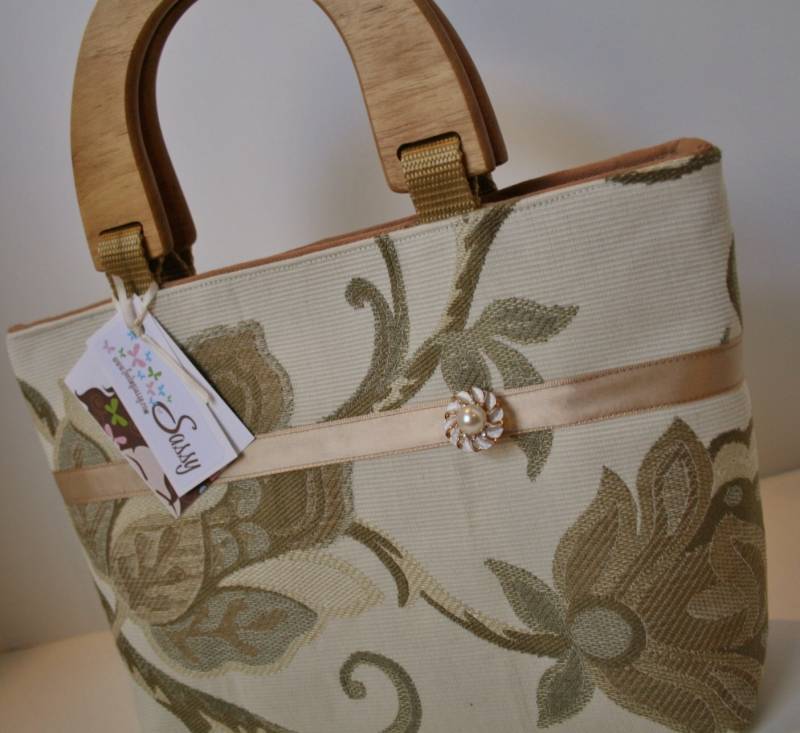 Creme Blumen Stoff Handtasche, Abendtasche, Handgemachte Veronica Collection/Eliza Tasche von sassygirl