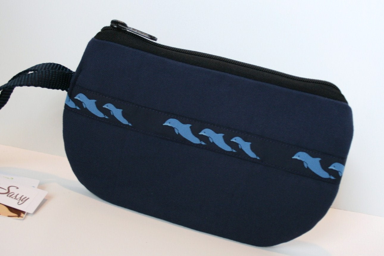 Sale Marine Blau Delfin Band Stoff Wristlet, Iphone Smartphone Reißverschluss Wristlet von sassygirl