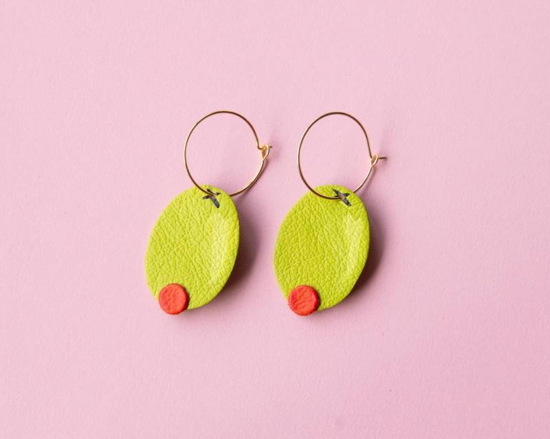 Pimento Olive Ohrringe - Statement Aus Recyceltem Leder Pimento Olive Ohrringe - Statement Aus Recyceltem Leder von scandinazn
