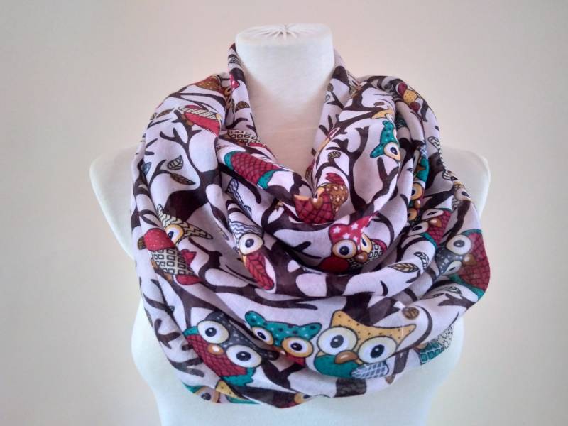 Infinity Schal Mit Eulen Print, Weicher Viskose Loop Schal, Herbst Winter Boho Accessoire von scarfnurlu