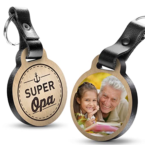 Premium „Super Opa“ - Foto-Schlüsselanhänger aus Eichenholz mit dunklem Echtleder und Gravur - personalisierte Geschenkidee für Muttertag, Vatertag von schenkYOU