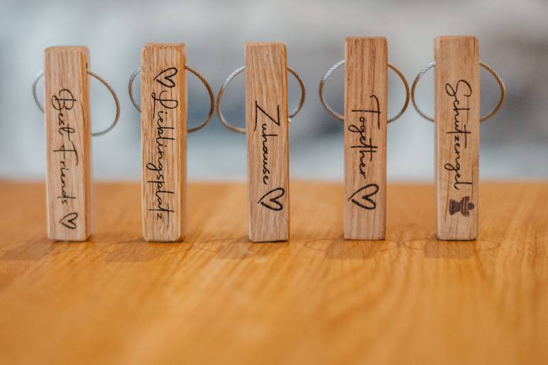 Schlüsselanhänger Holz Anhänger Aus Personalisiert von schlichtbetont