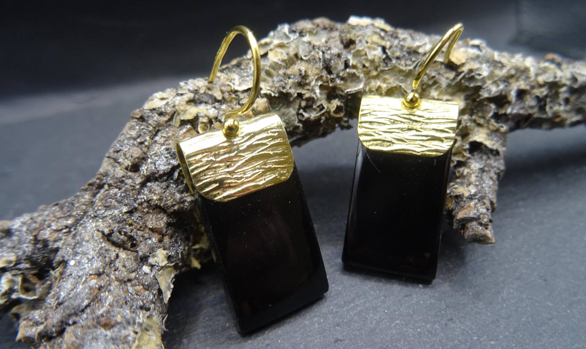 Hängeohrringe Ohrhaken Onyx Mit 925 Sterlingsilber Vergoldet Handarbeit Einzelstück von schmuckbewusst