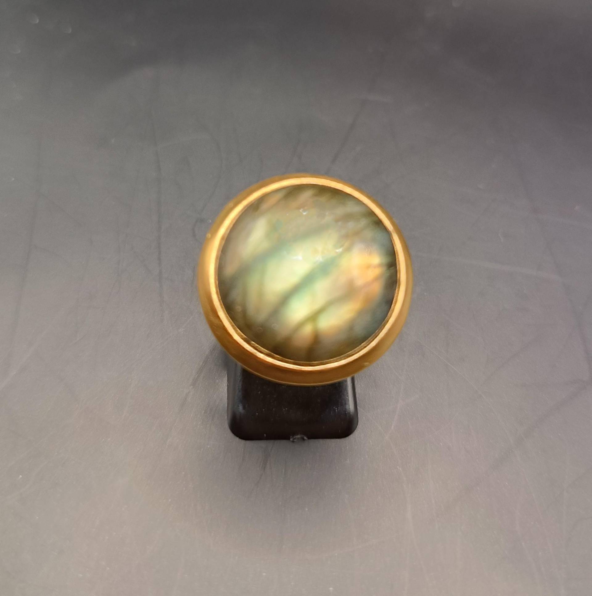 Statementring Labradorit in 925Er Sterlingsilber 585 Gelbgold Handarbeit Einzelstück von schmuckbewusst